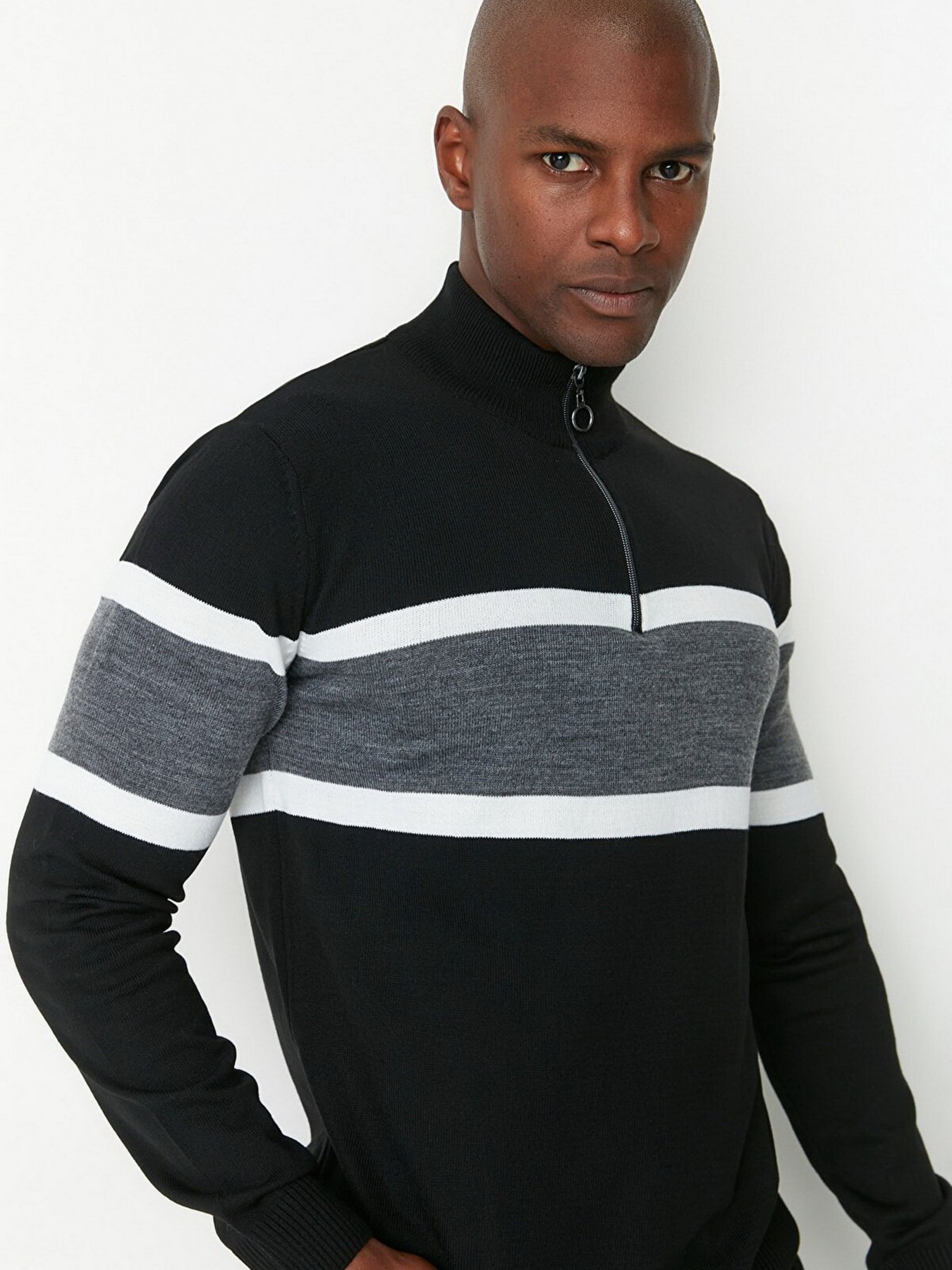 Кофта спортивная Trendyol модель TMNAW20MG0022/Siyah Фото