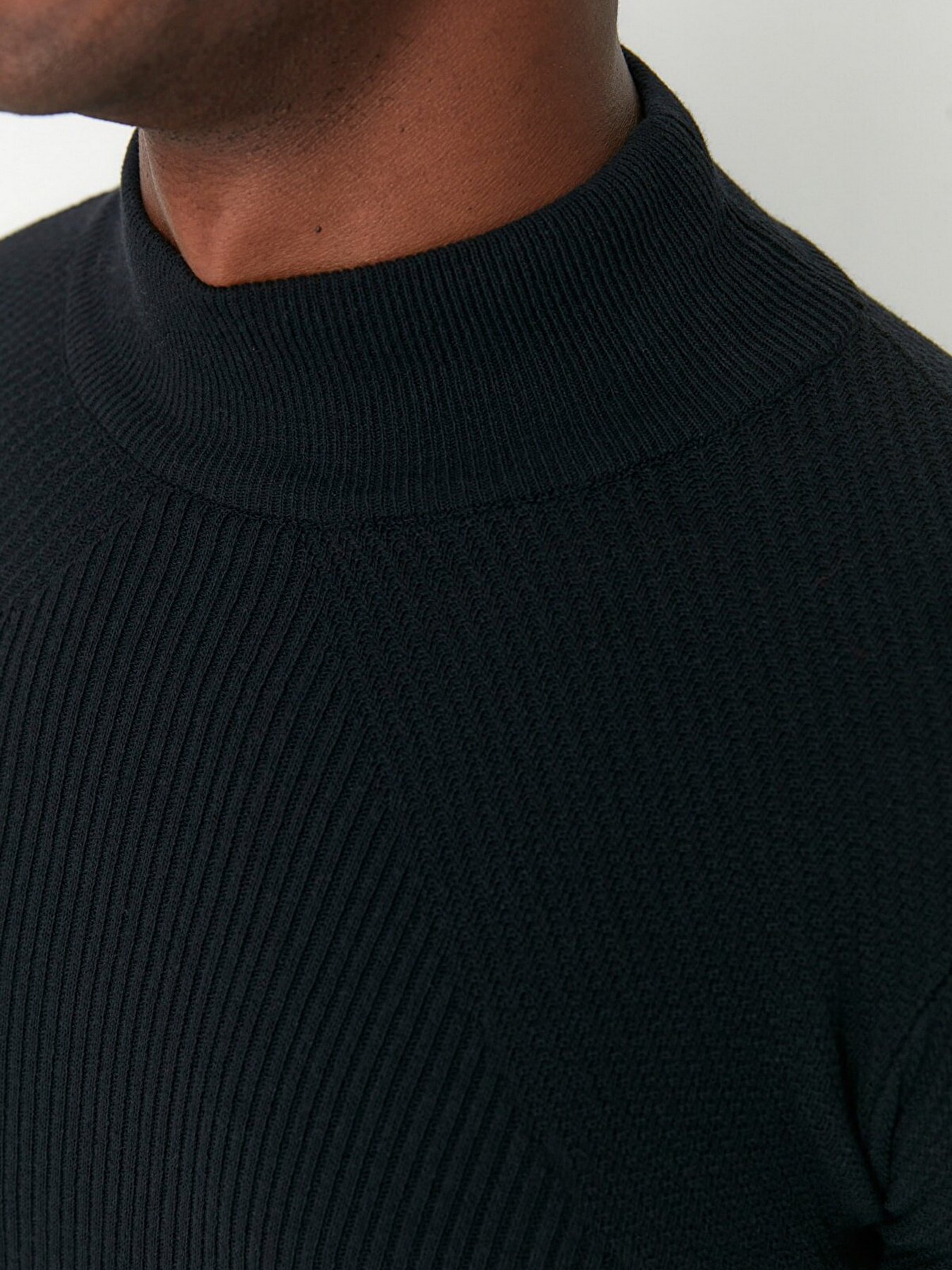 Водолазка Trendyol модель TMNAW21KZ0553/Siyah Фото