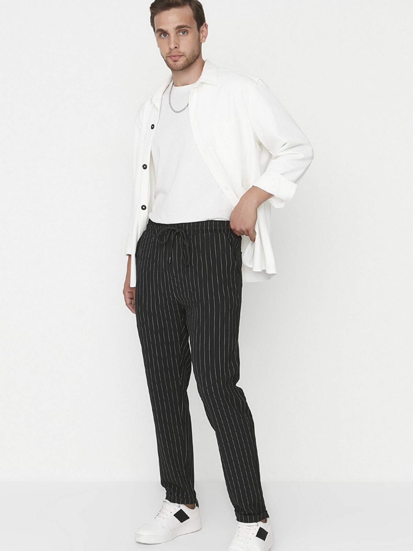 Брюки классические Trendyol модель TMNAW21PL0108/Siyah Фото