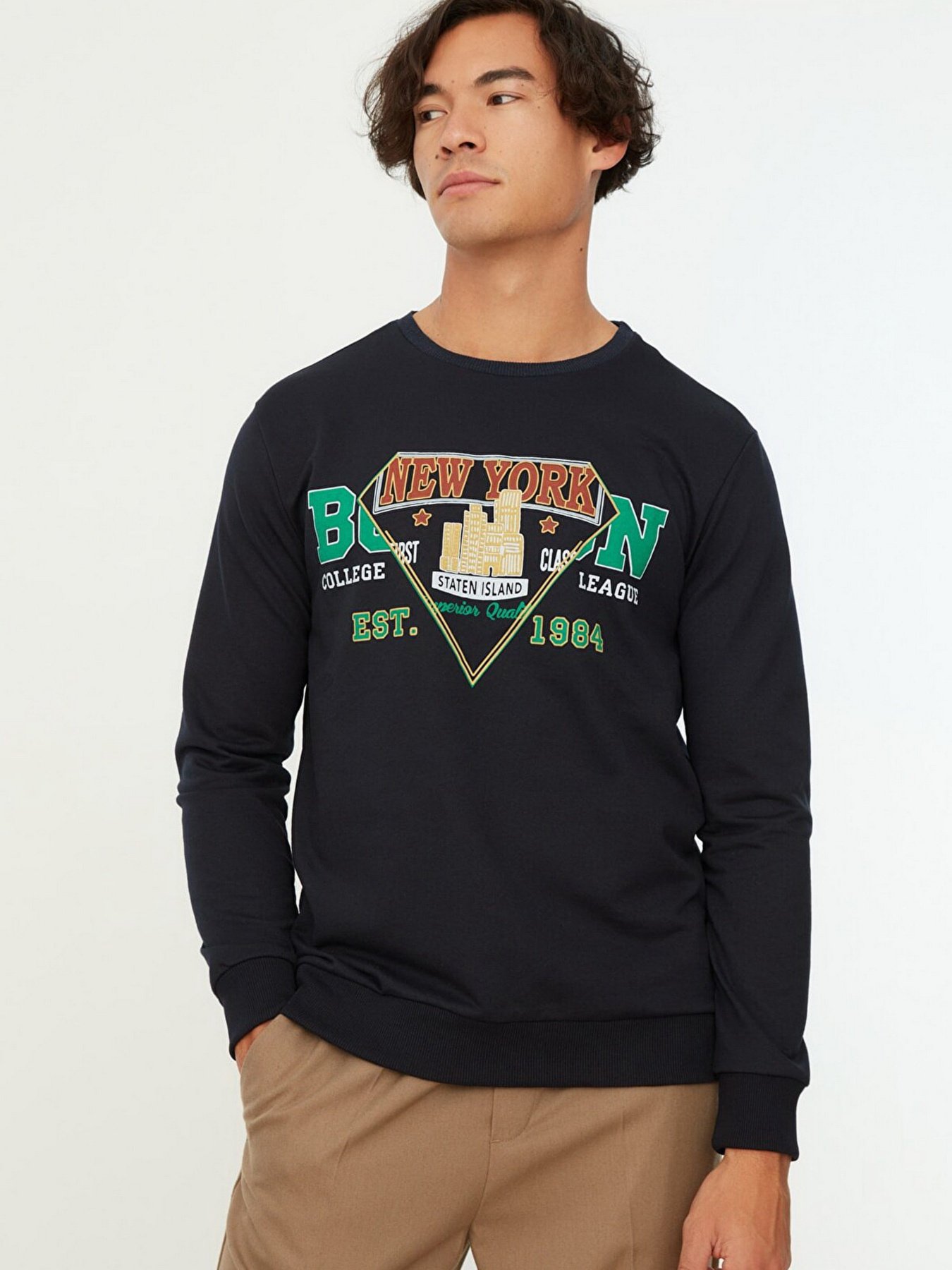 Свитшот Trendyol модель TMNAW22SW0108/Lacivert Фото