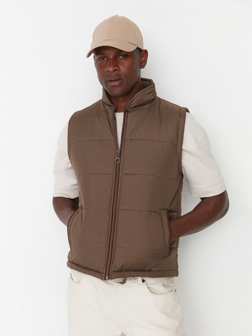 Жилет с утеплителем Trendyol модель TMNAW23YE00005/Haki Фото