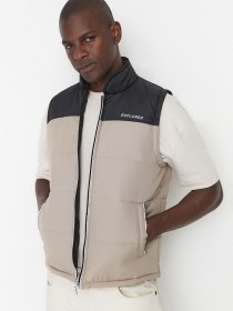 Утеплений жилет Trendyol модель TMNAW23YE00004/Bej Фото