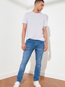 Завужені джинси Trendyol Slim модель TMNSS21JE0067/Koyu Mavi Фото
