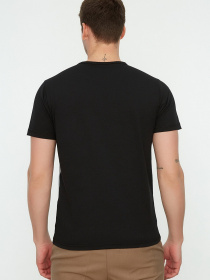 Футболка Trendyol модель TMNSS20TS0165/Siyah Фото