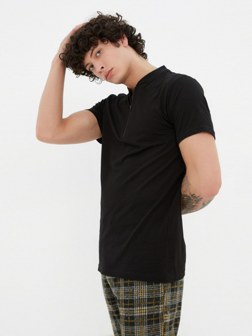 Футболка Trendyol модель TMNSS20TS0966/Siyah Фото