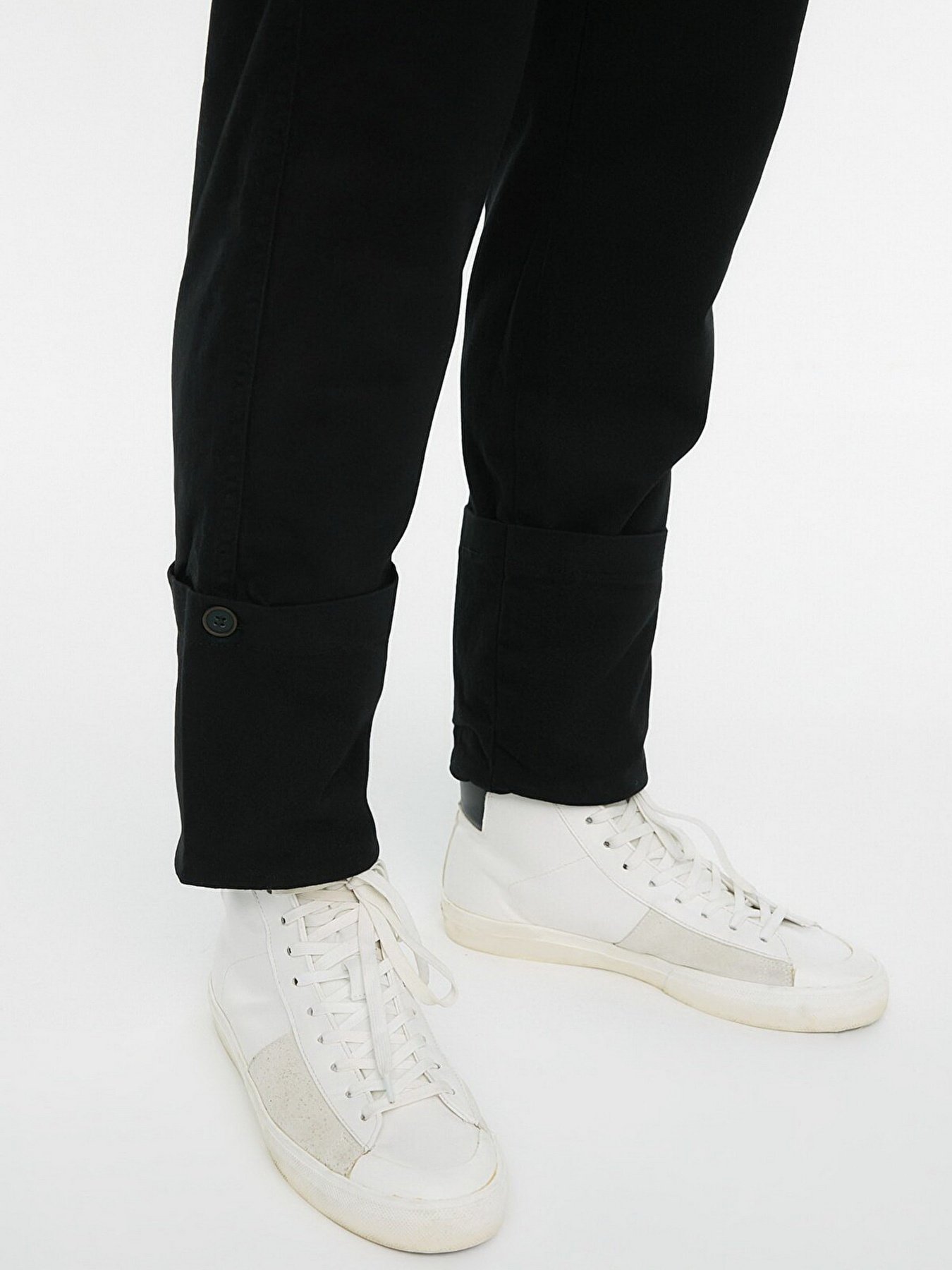 Прямі джинси Trendyol модель TMNSS22PL00003/Siyah Фото