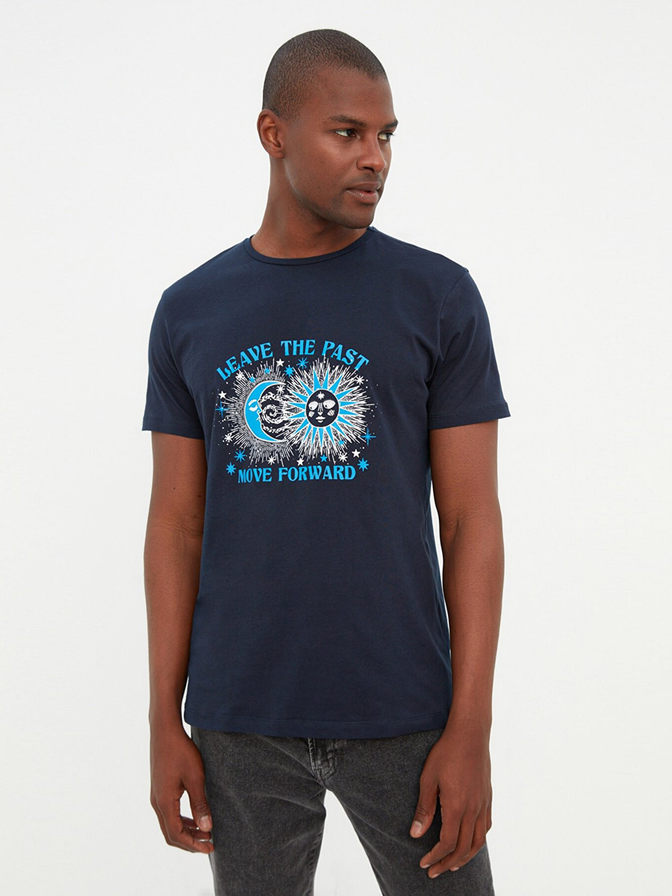 Футболка Trendyol модель TMNSS22TS0479/Lacivert Фото