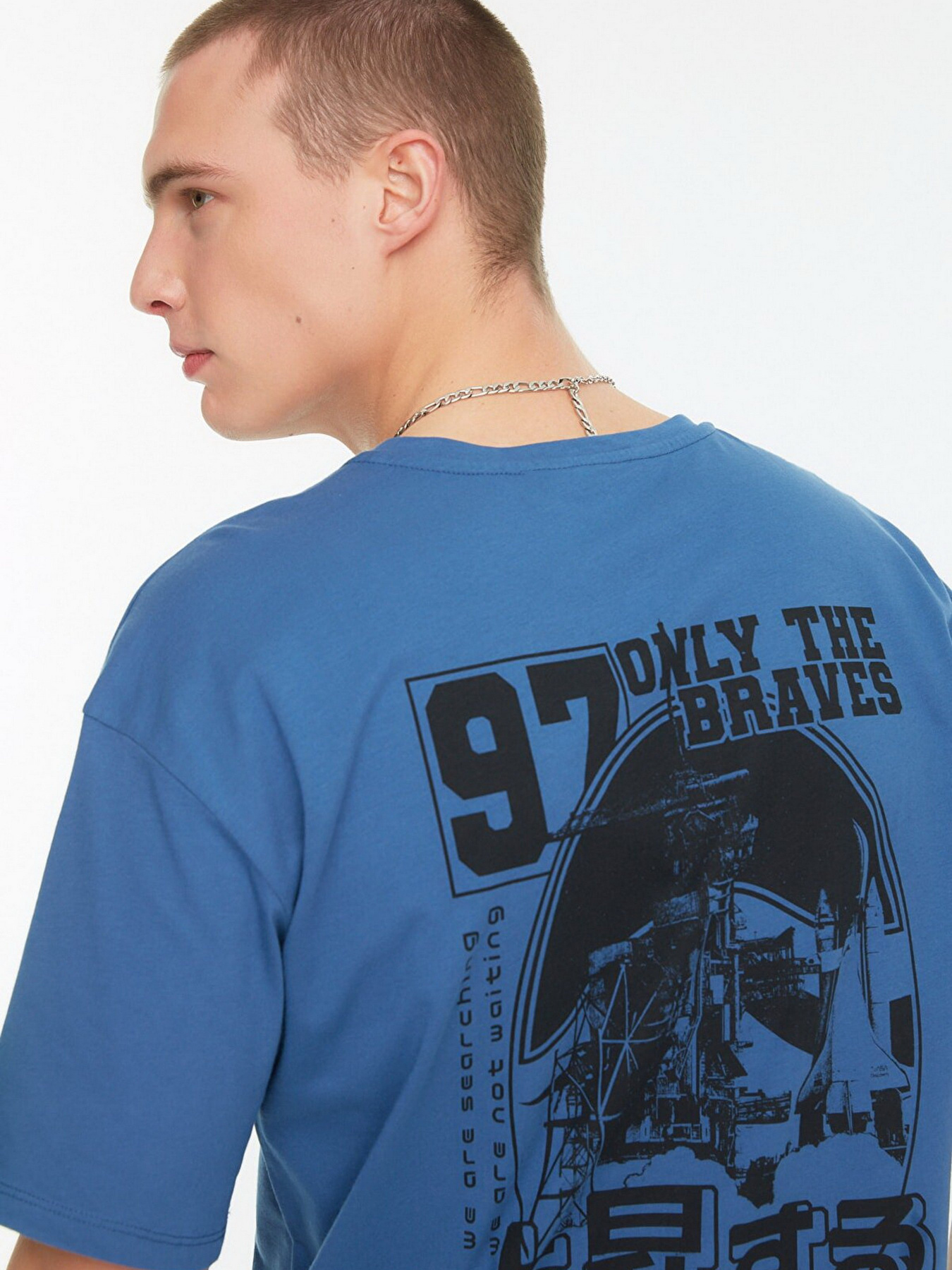 Футболки і поло Trendyol модель TMNSS22TS0481/Indigo Футболки і поло Trendyol модель TMNSS22TS0481/Indigo Фото