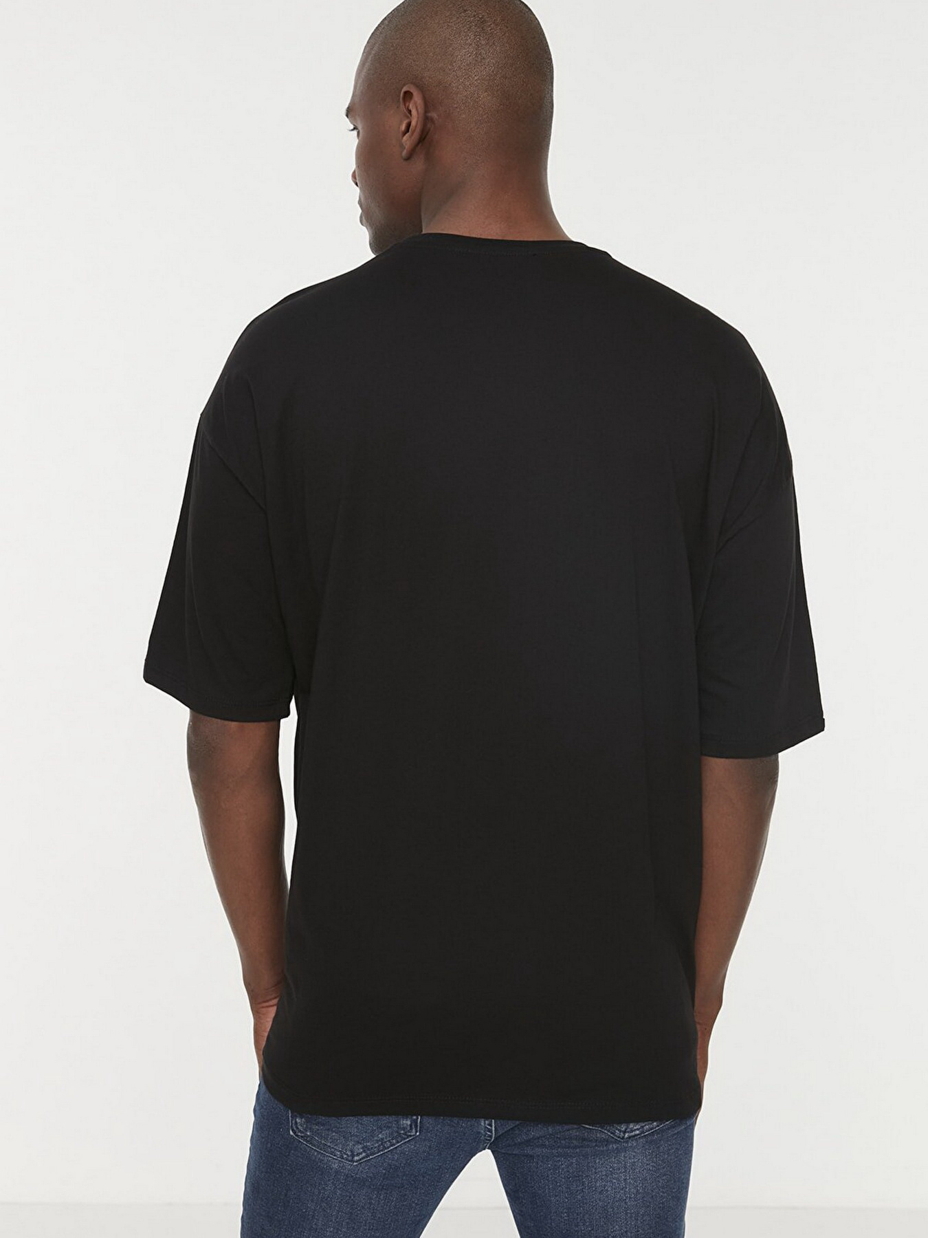 Футболка Trendyol модель TMNSS22TS0828/Siyah Фото