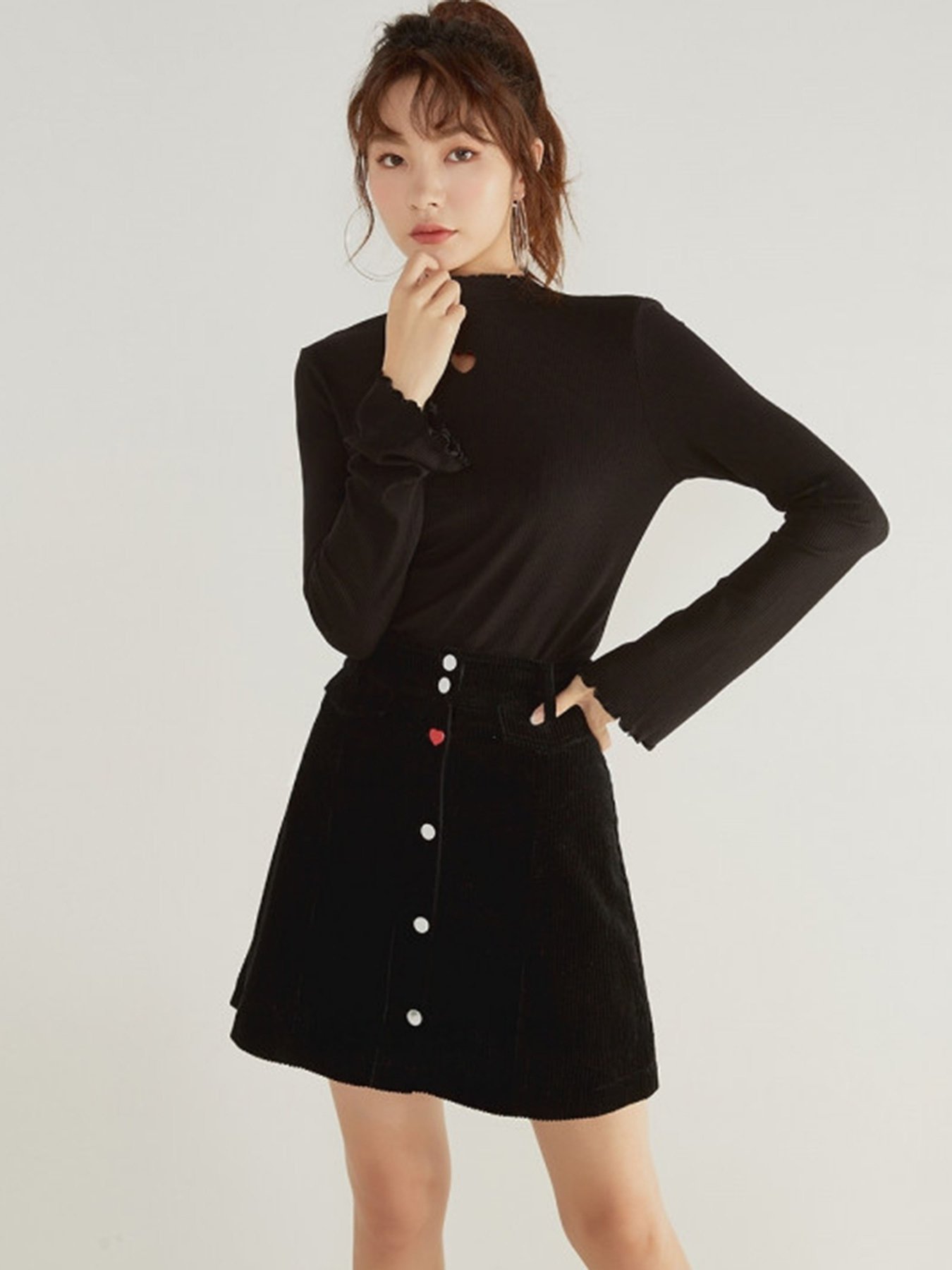 Спідниця міні Truu Модель T19316505_чорний Фото