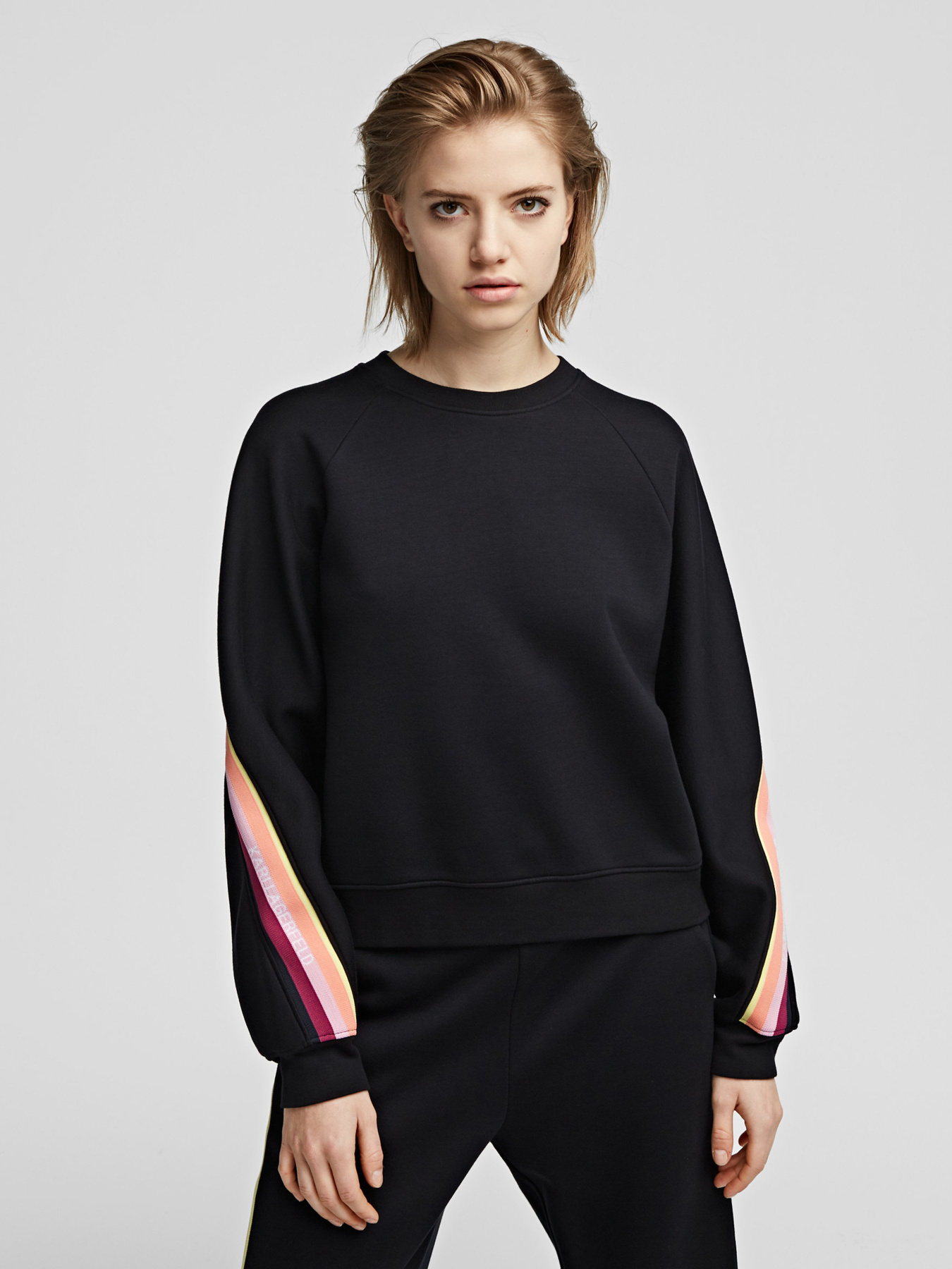 Свитшот Karl Lagerfeld модель 215W1806_999 Фото