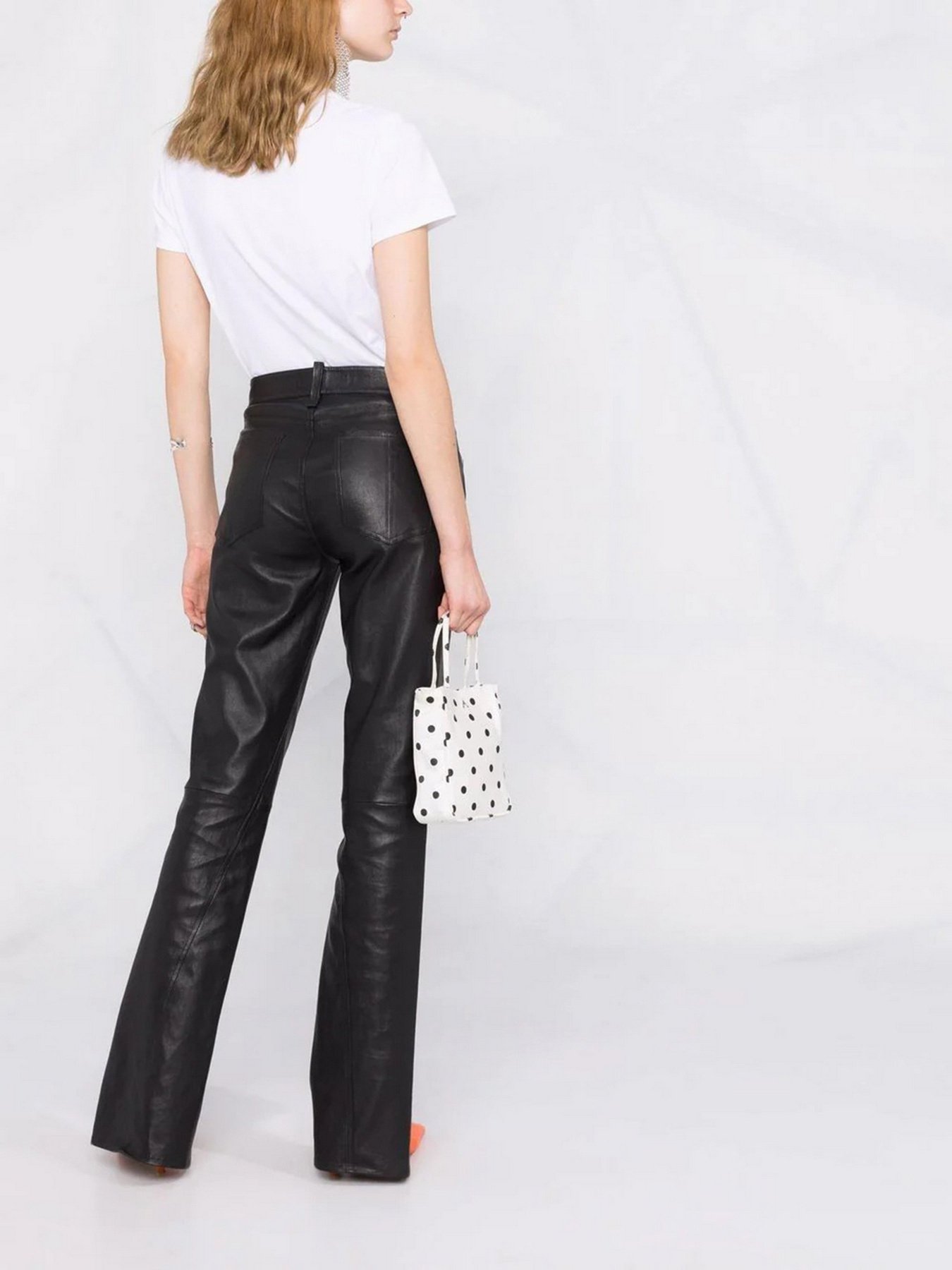 Футболка Karl Lagerfeld модель 216W1732_100 Футболка Karl Lagerfeld модель 216W1732_100 Фото