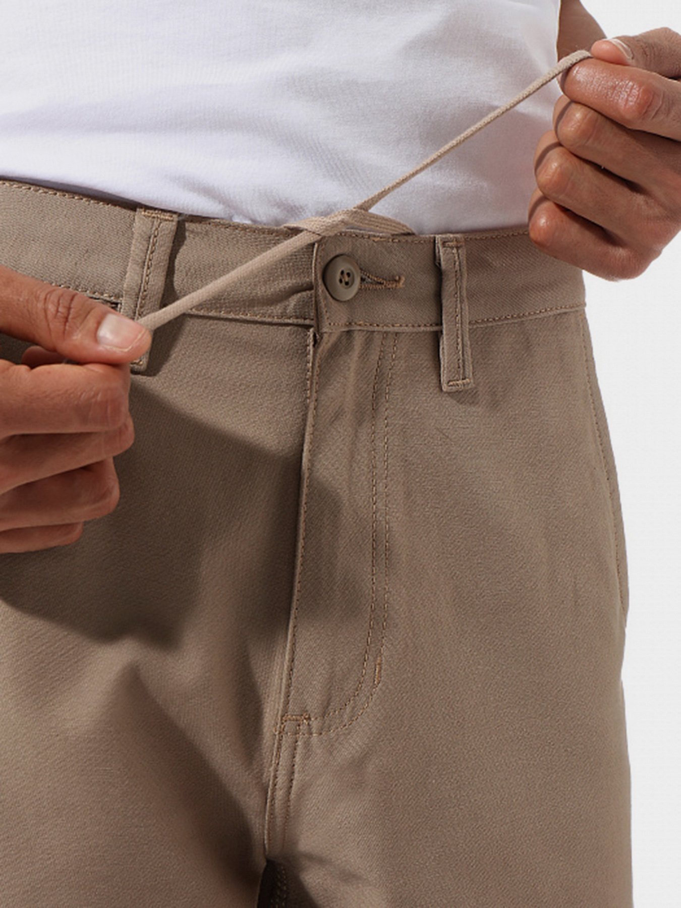 Чіноси Vans Authentic Chino Stretch модель VN0A3143Z6K1 Чіноси Vans Authentic Chino Stretch модель VN0A3143Z6K1 Фото