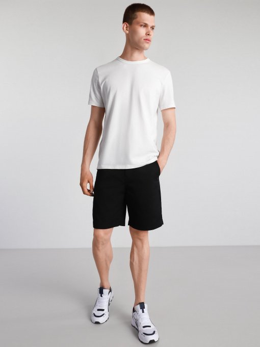 Повседневные шорты Vans Authentic Stretch модель VN0A5FECBLK1 Фото