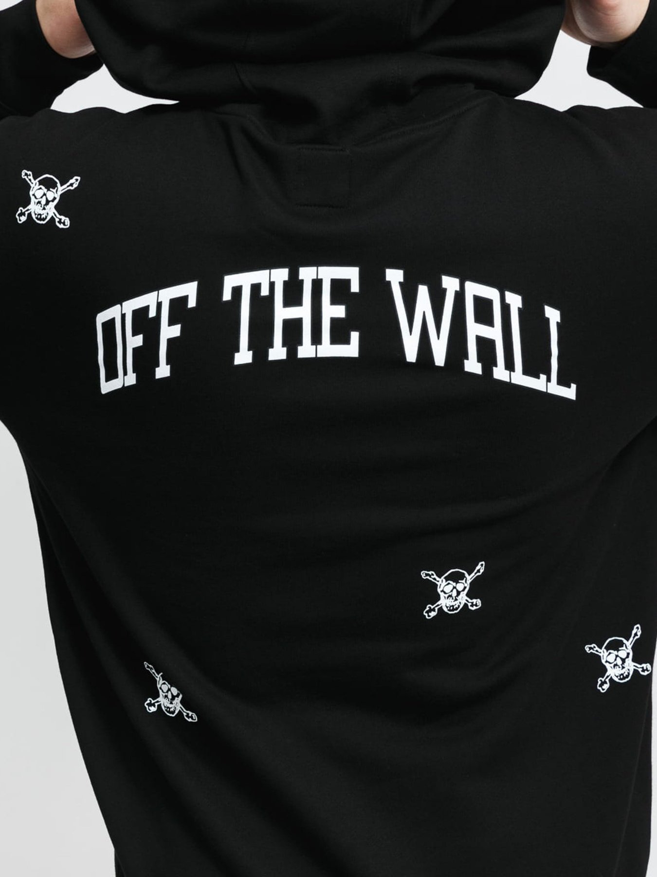 Худі Vans New Varsity модель VN0A54AFBLK1 Фото