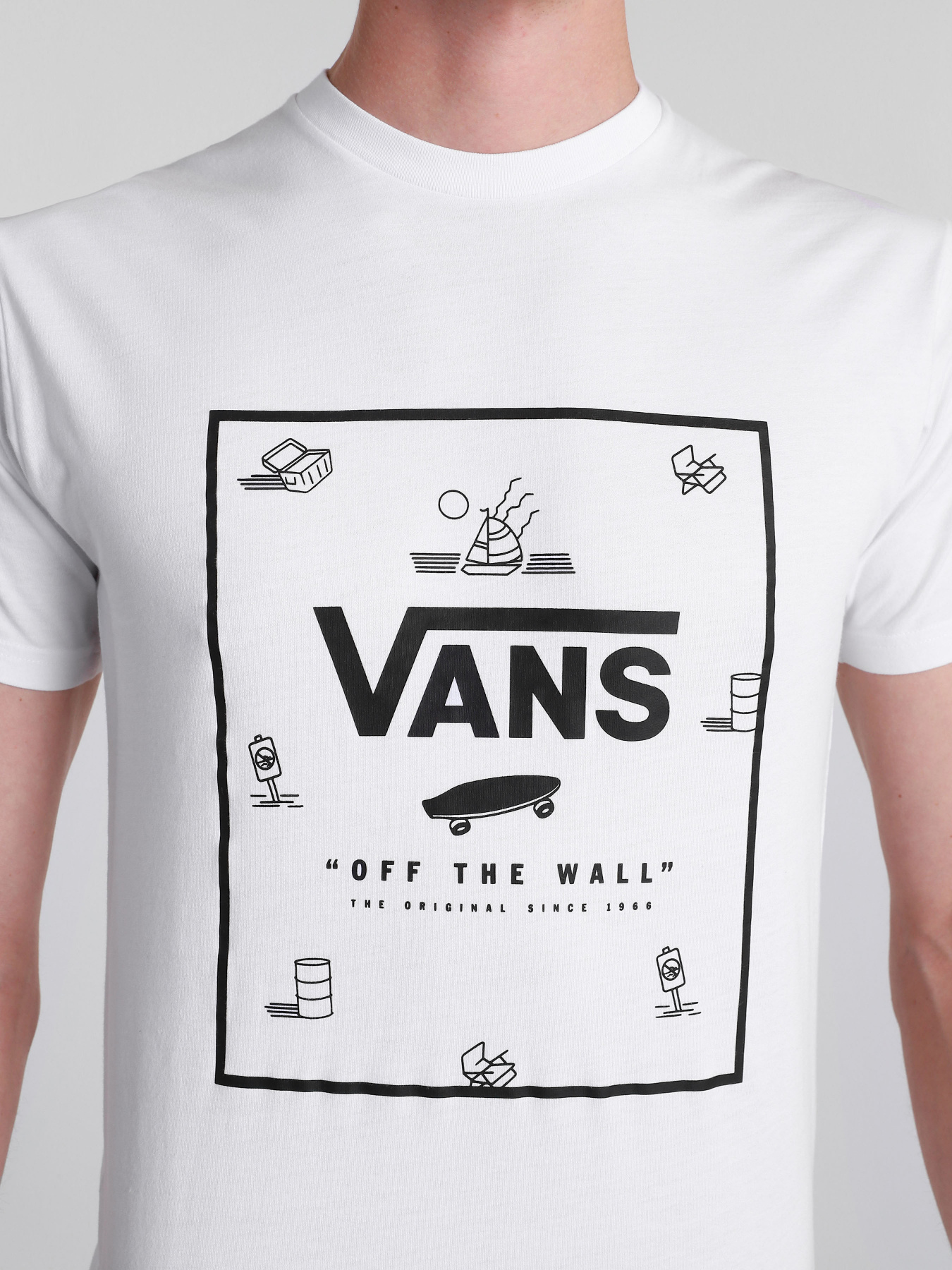Футболка Vans CLASSIC PRINT BOX модель VN0A5E7YZ5V1 Фото