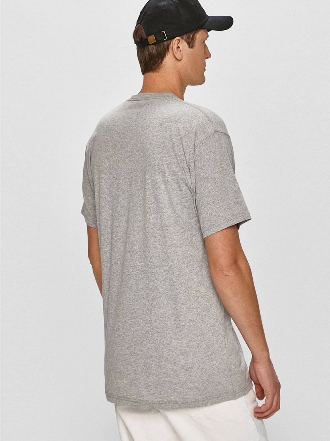 Футболки и поло Vans Full Patch модель VN000QN8ATH1 Фото