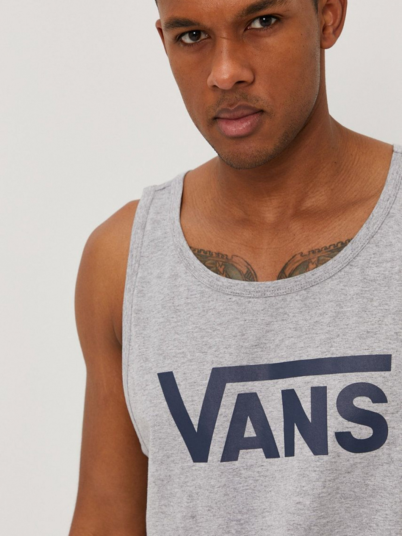 Майка для дому Vans Classic модель VN000Y8VATH1 Фото