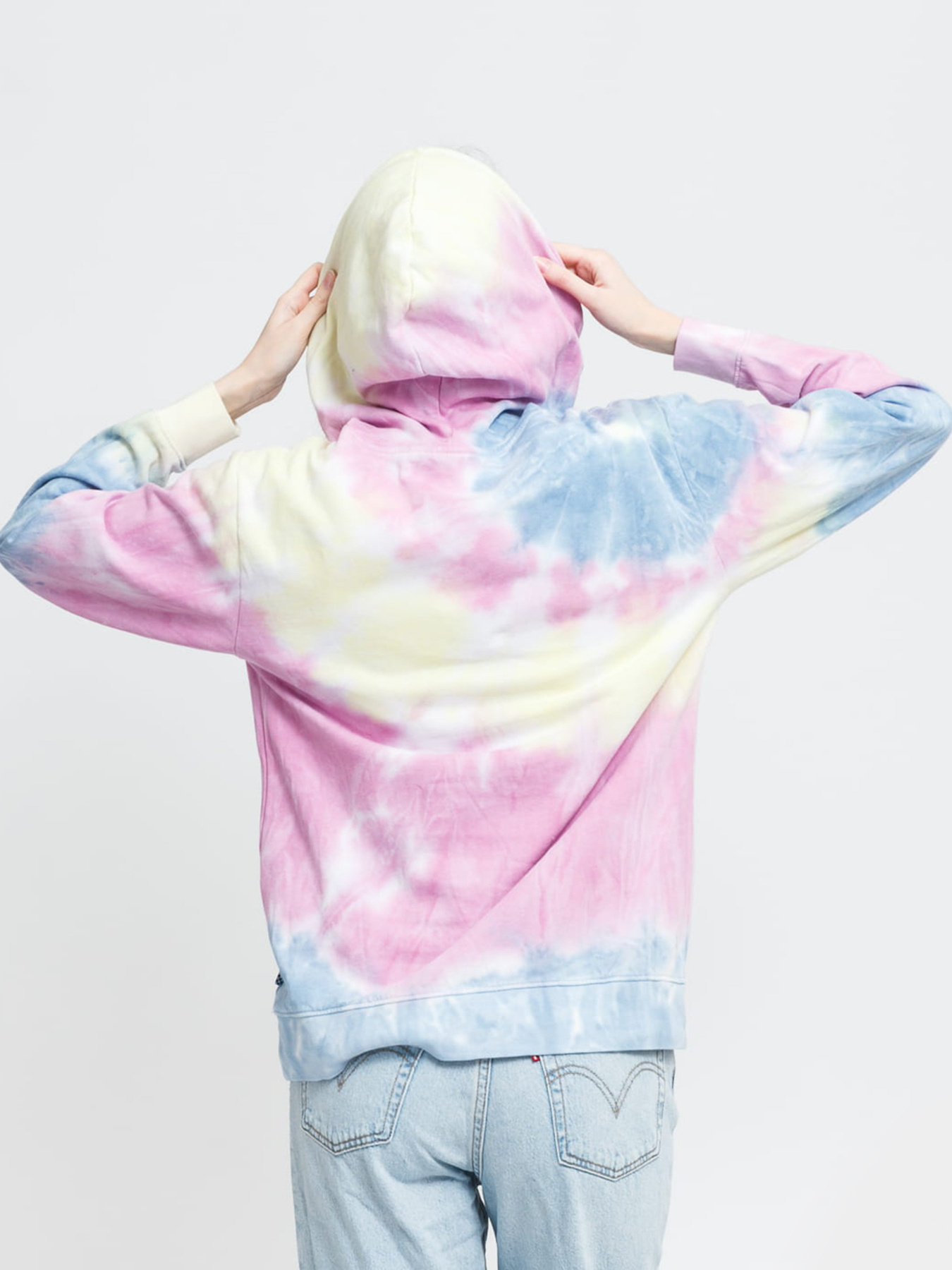 Худи Vans SPIRALING модель VN0A5ASM0FS1 Худи Vans SPIRALING модель VN0A5ASM0FS1 Фото