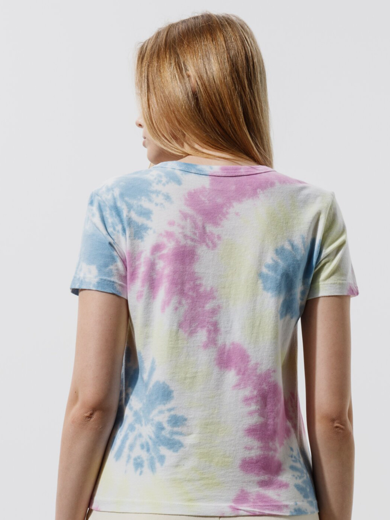 Футболки і поло Vans SPIRALING WASH BABY модель VN0A53PP0FS1 Фото