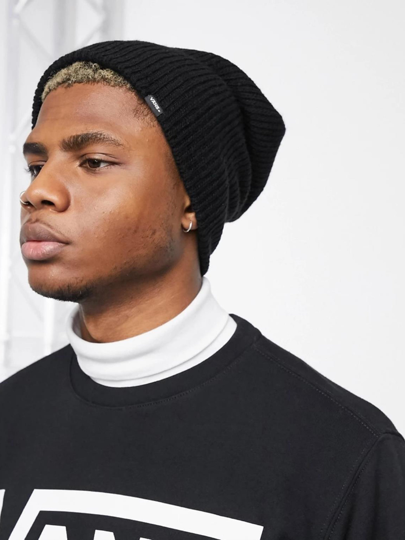 Шапка Vans Core Basics модель VN000K9YBLK1 Фото