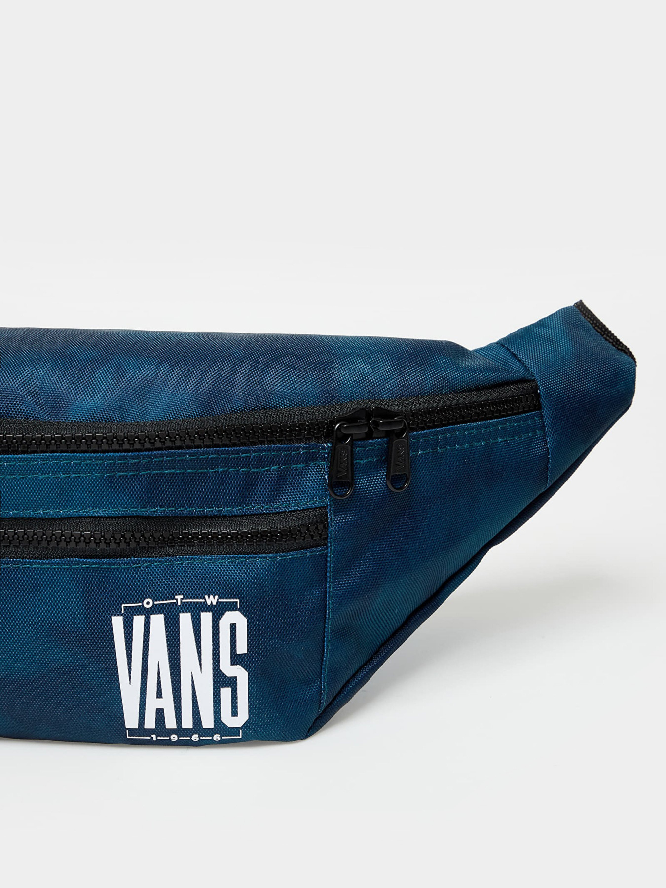 Поясная сумка Vans WARD BUM модель VN0A2ZXXZ931 Фото