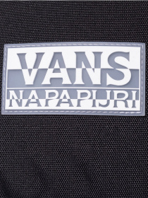 Рюкзаки Vans х Napapijri модель VN0A53WYBLK1 Фото