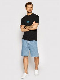 Футболки и поло Vans Classic Easy Box модель VN0A5E81Z8N1 Фото