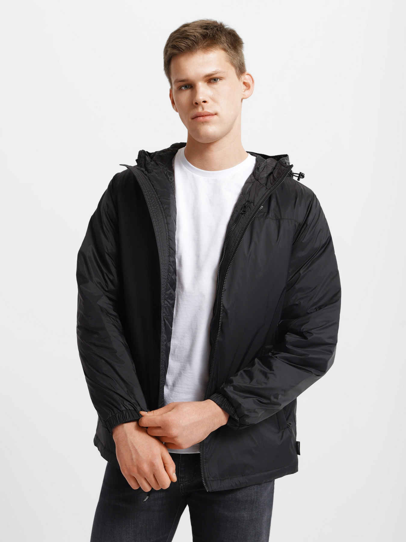 Зимова куртка Vans модель VN0A5FPKBLK1 Фото