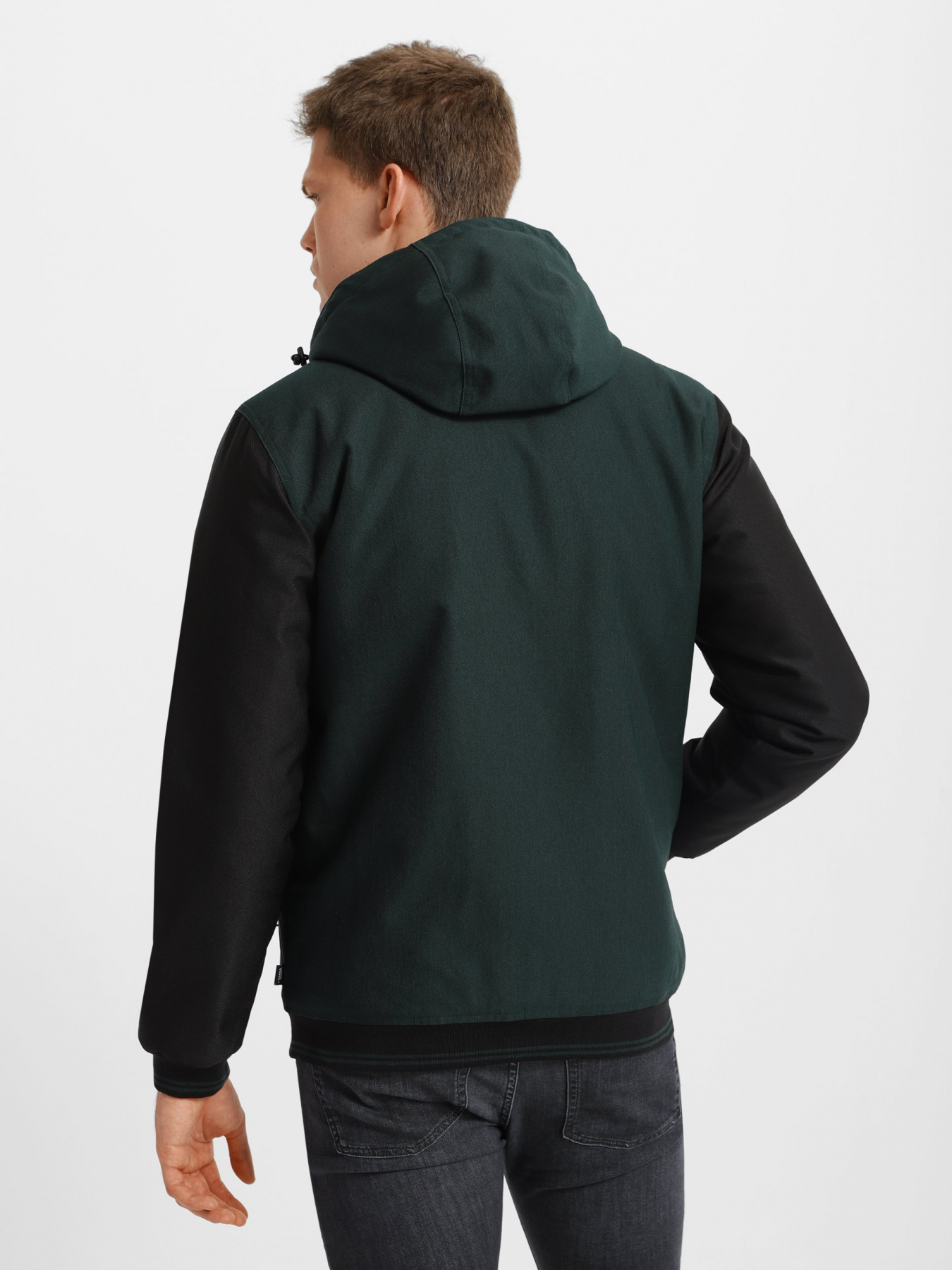 Зимняя куртка Vans Wells модель VN0A5KQEZA61 Фото