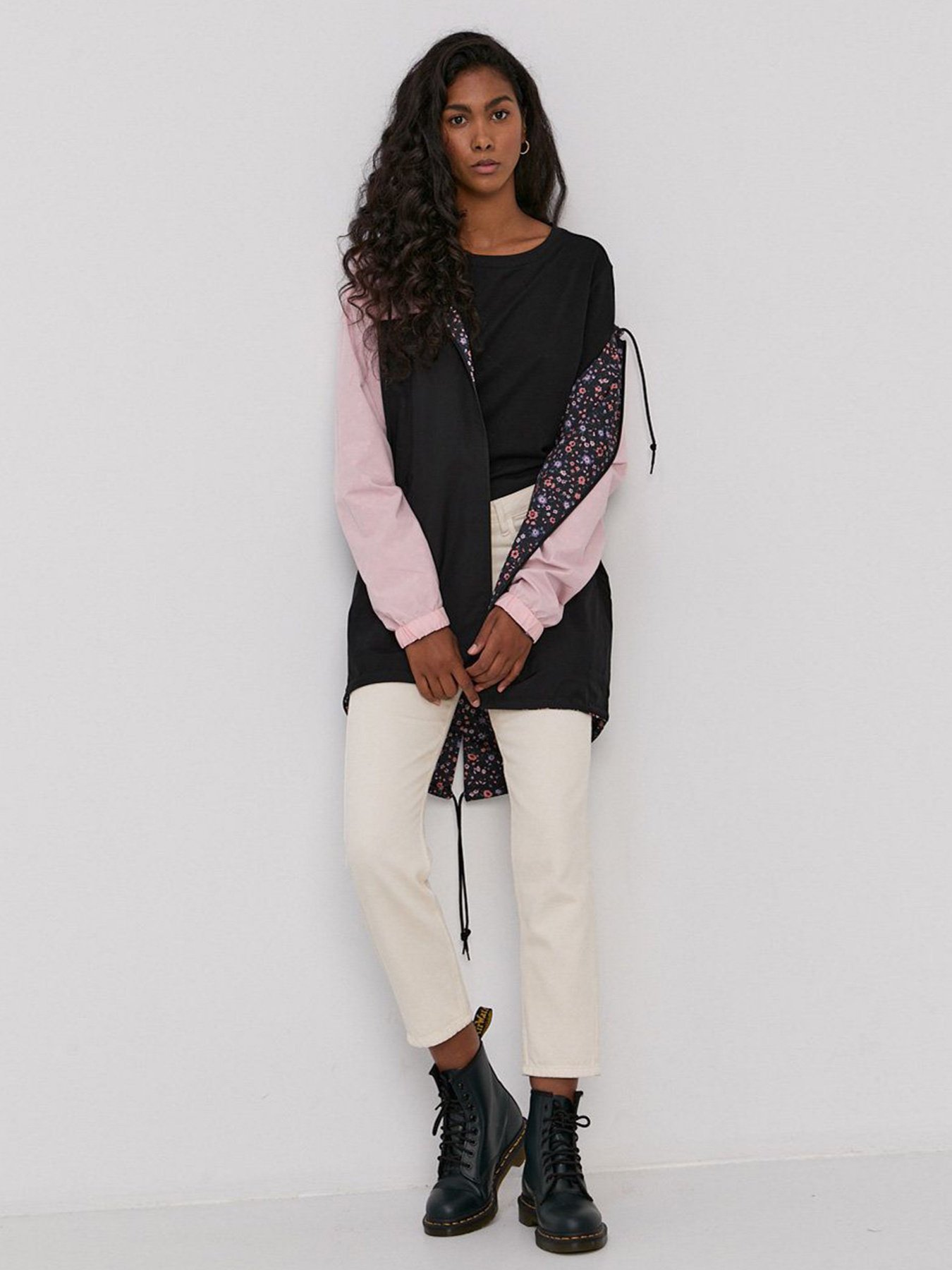 Парка Vans Mercy Reversible модель VN0A34FMYYZ1 Фото