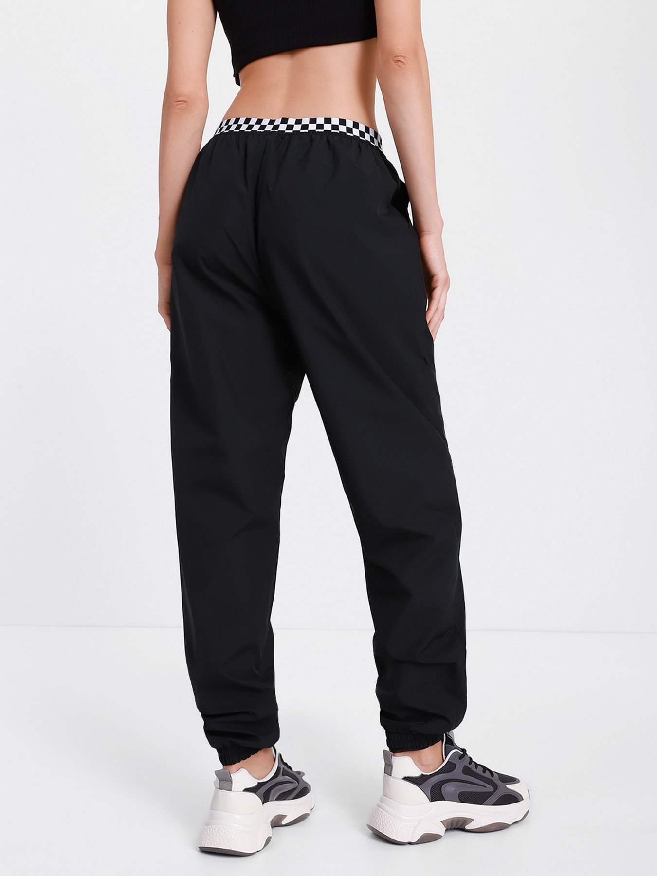 Повсякденні штани Vans Out Late модель VN0A5JHKBLK1 Фото