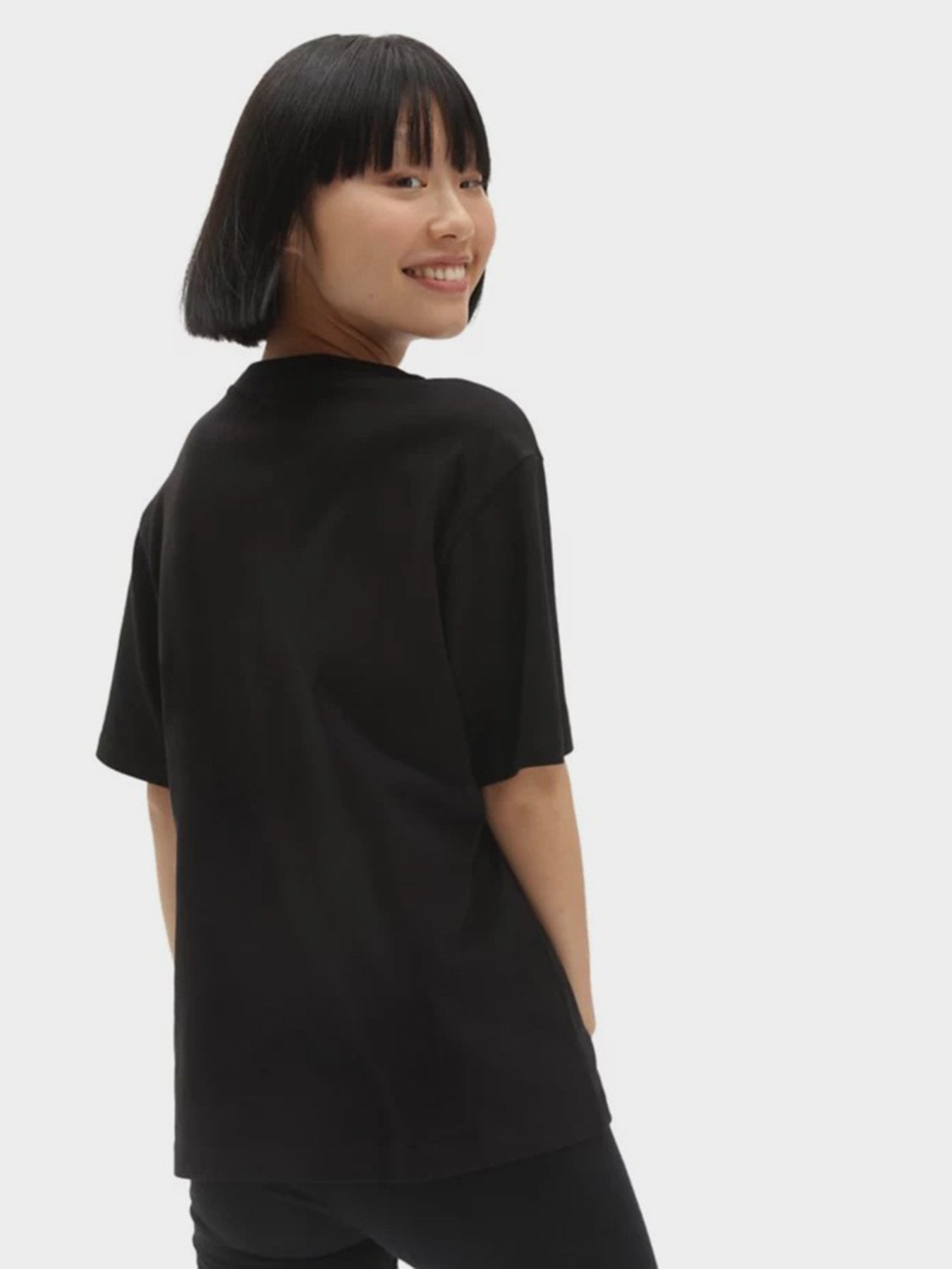 Футболка Vans Classic Patch Pocket модель VN0A5I8FBLK1 Фото