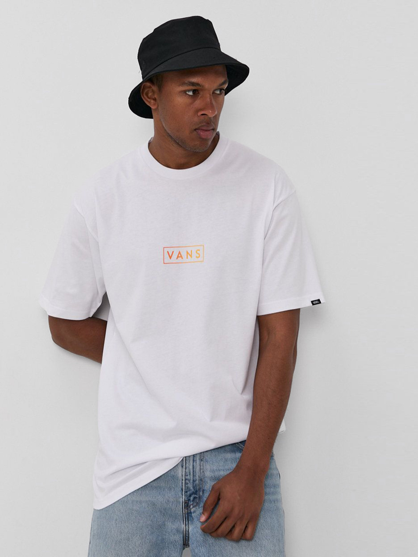 Футболки и поло Vans Classic Easy Box модель VN0A5E81ZAF1 Фото