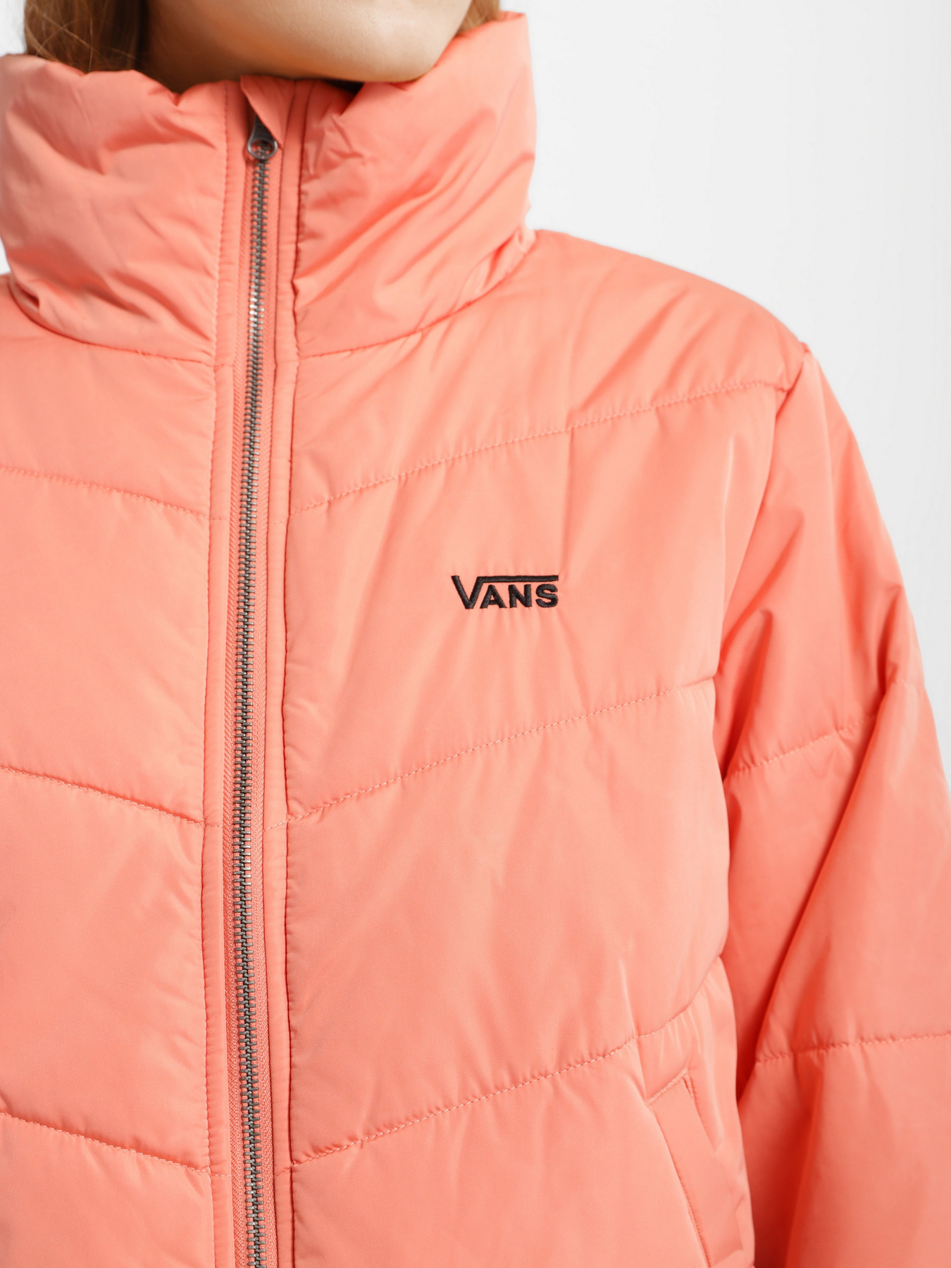 Зимняя куртка Vans Foundry V Puffer MTE модель VN0A4V8MYZO1 Зимняя куртка Vans Foundry V Puffer MTE модель VN0A4V8MYZO1 Фото