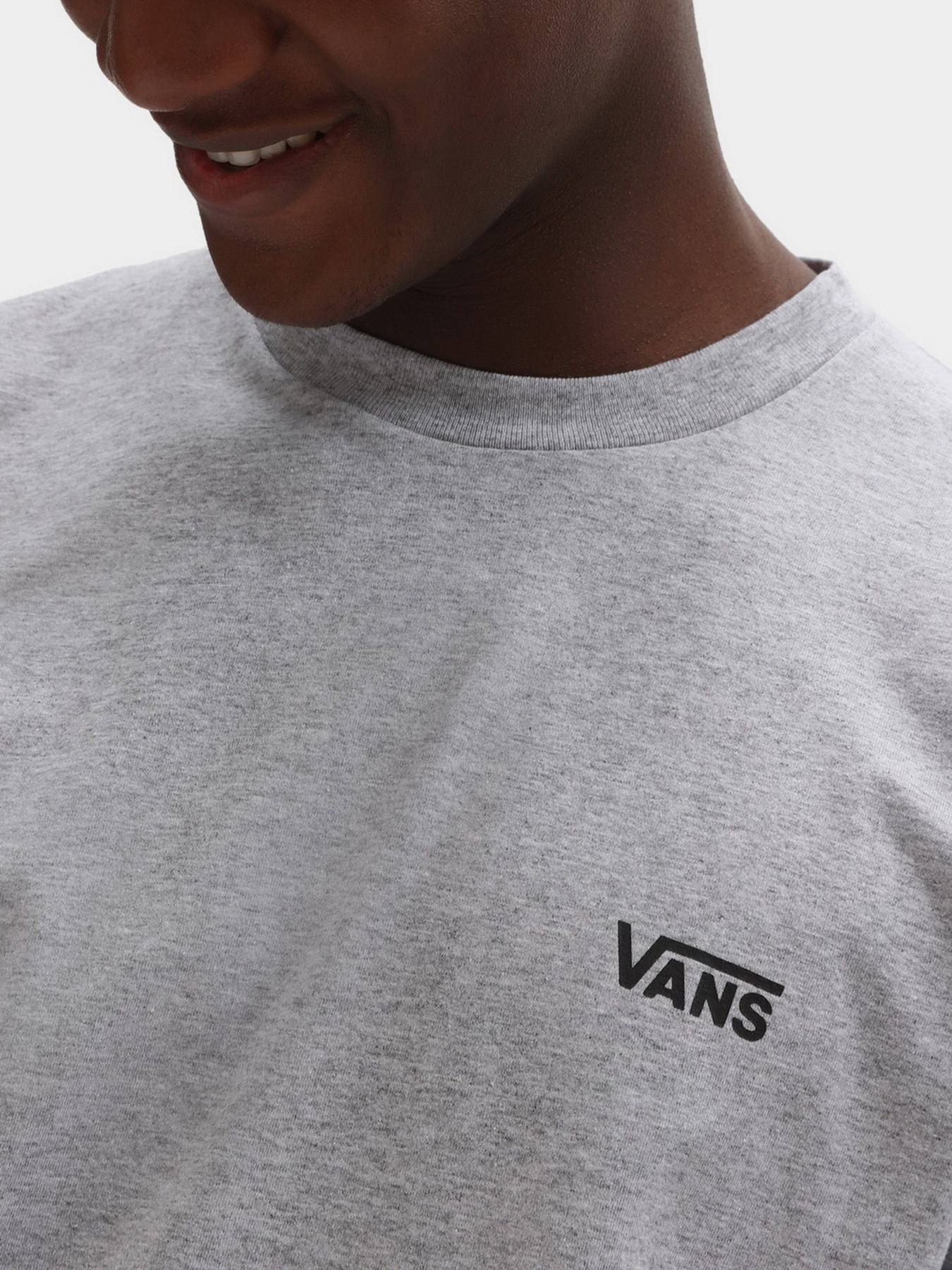 Футболка Vans Left Chest Logo Plus модель VN0A54TFATJ1 Фото