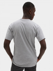 Футболка Vans Left Chest Logo Plus модель VN0A54TFATJ1 Футболка Vans Left Chest Logo Plus модель VN0A54TFATJ1 Фото