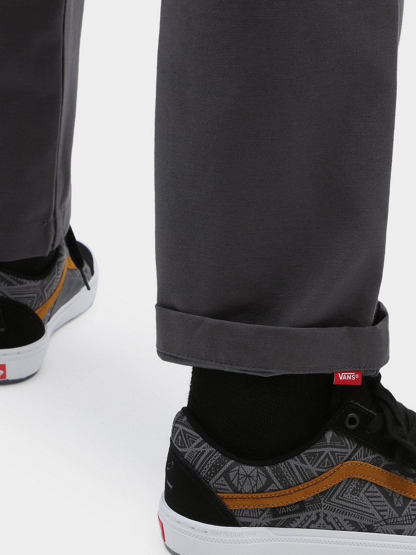 Брюки повседневные Vans x Courage Adams Authentic модель VN0A5FJ9YTS1 Фото