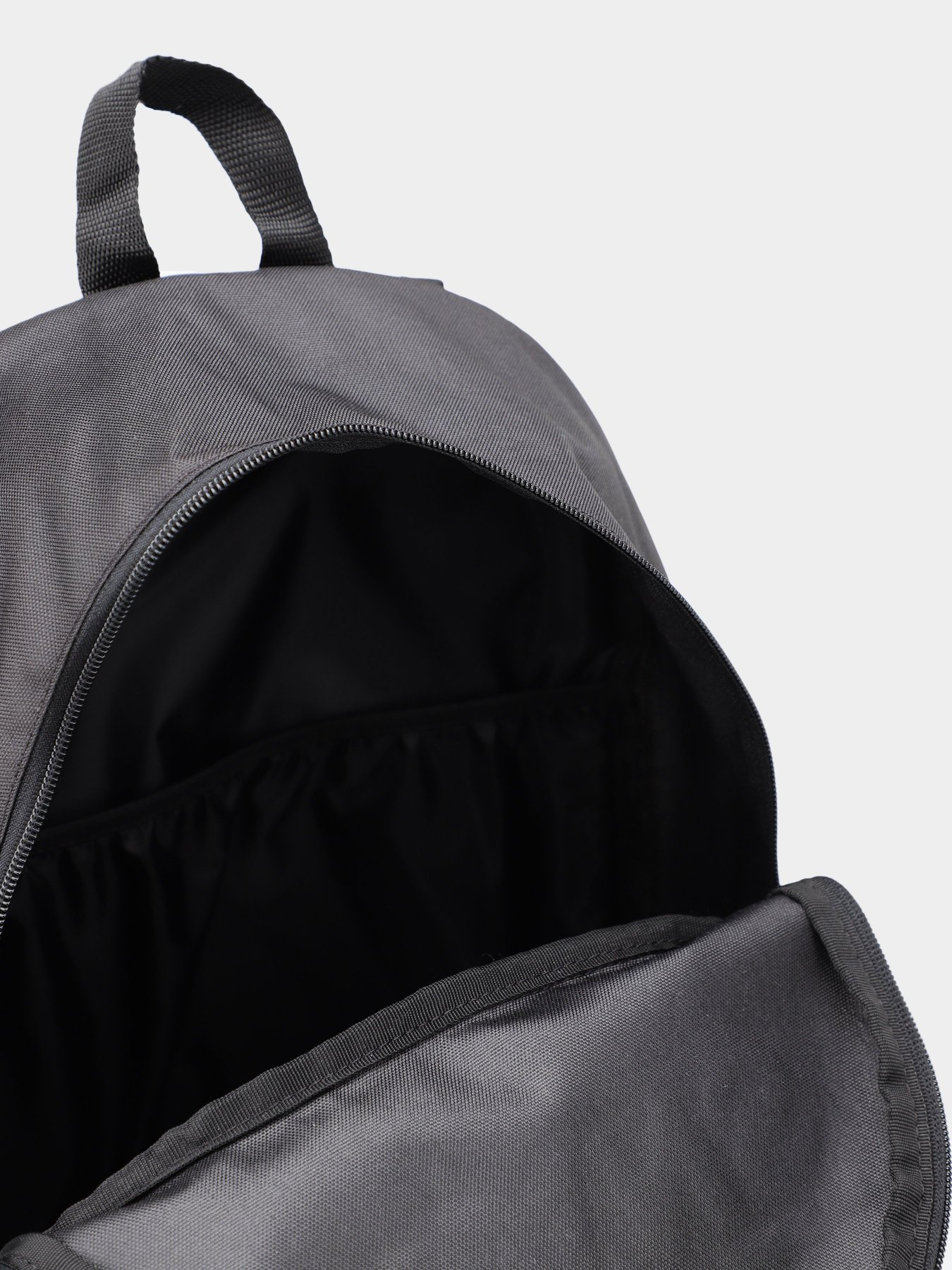 Повседневный рюкзак Vans Ranged 2 28L модель VN0A7UFNKOU1 Фото