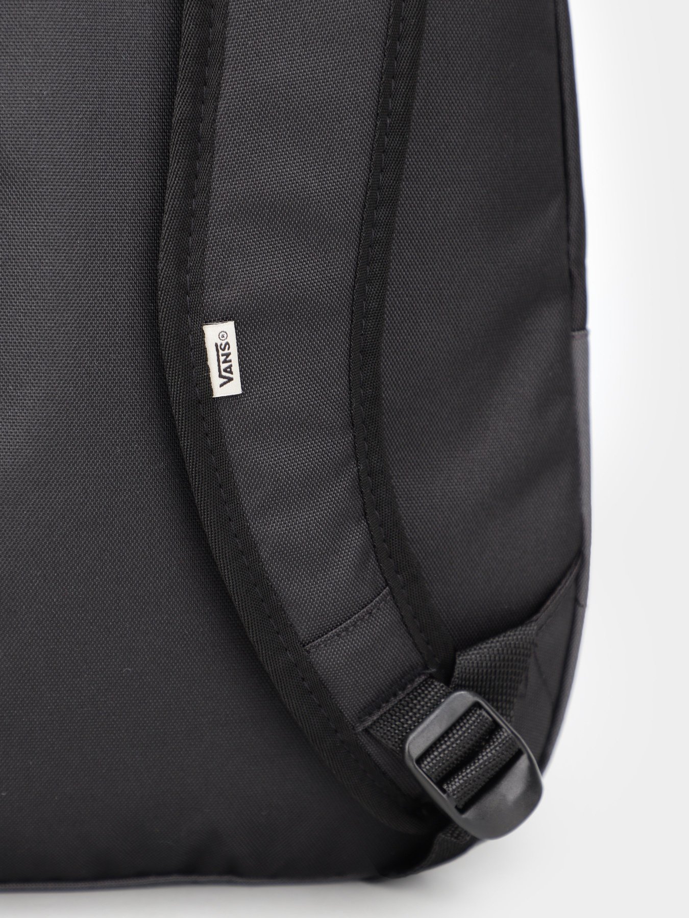 Повседневный рюкзак Vans Ranged 2 28L модель VN0A7UFNKOU1 Фото