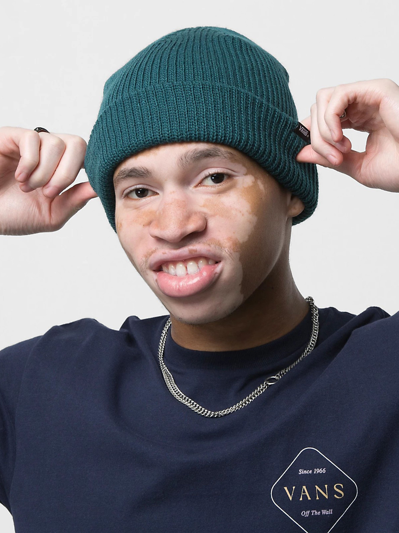 Шапка Vans Core Basics Beanie модель VN000K9Y60Q1 Фото