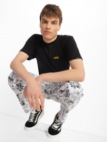 Футболка Vans Left Chest Logo Plus модель VN0A54TFF431 Фото