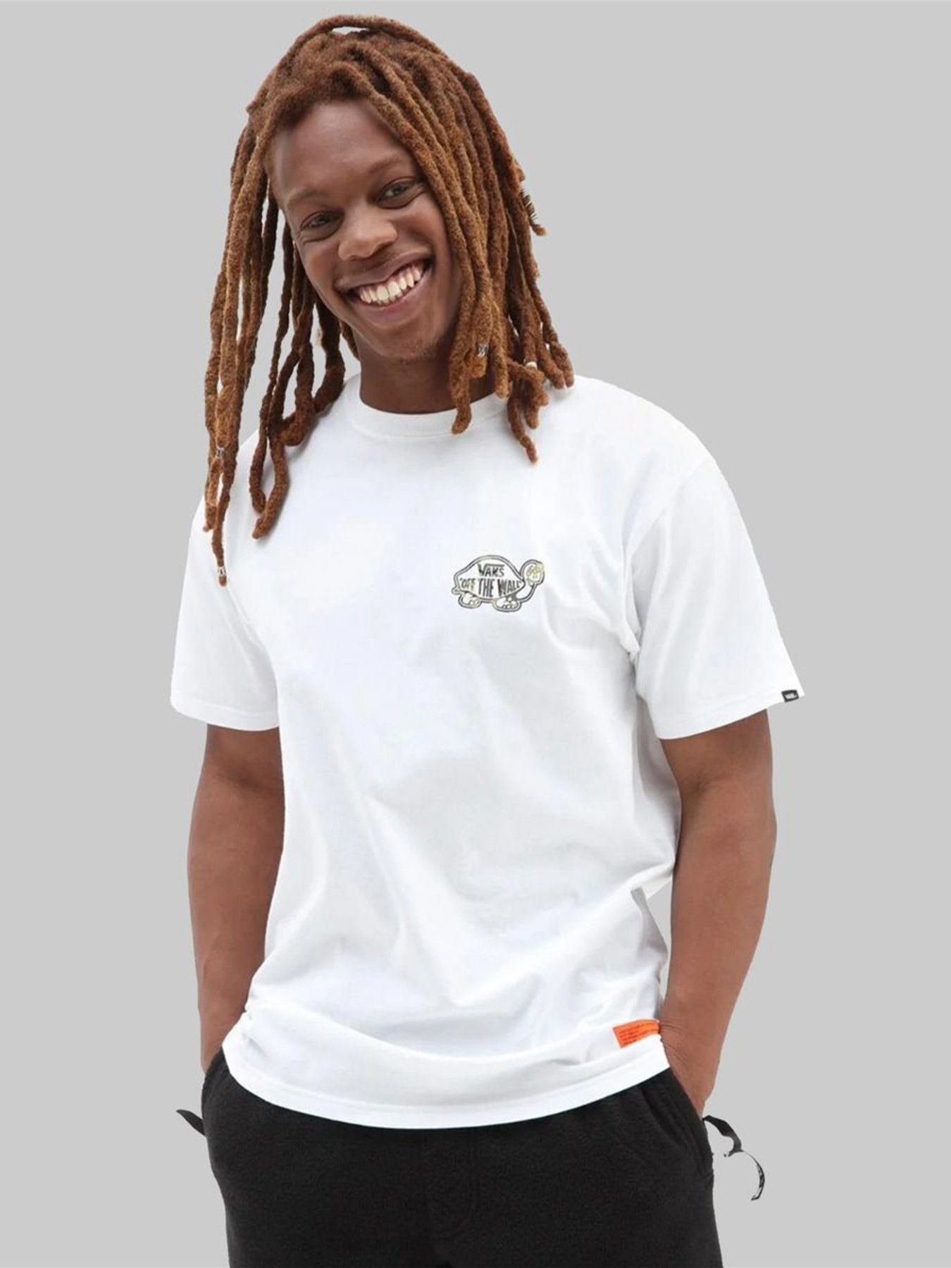 Футболка Vans x RAEBURN модель VN0A7SP1WHT1 Футболка Vans x RAEBURN модель VN0A7SP1WHT1 Фото