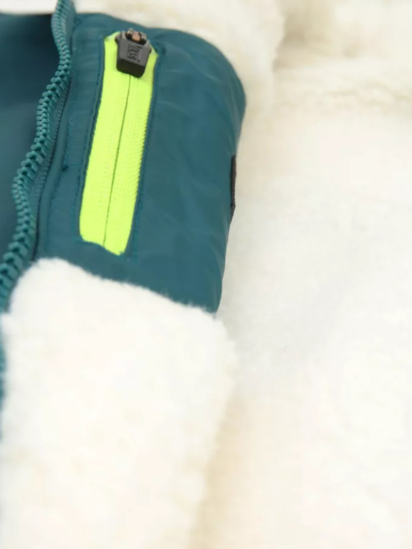 Зимняя куртка Vans Harvard Reversible модель VN00002EY8B1 Фото