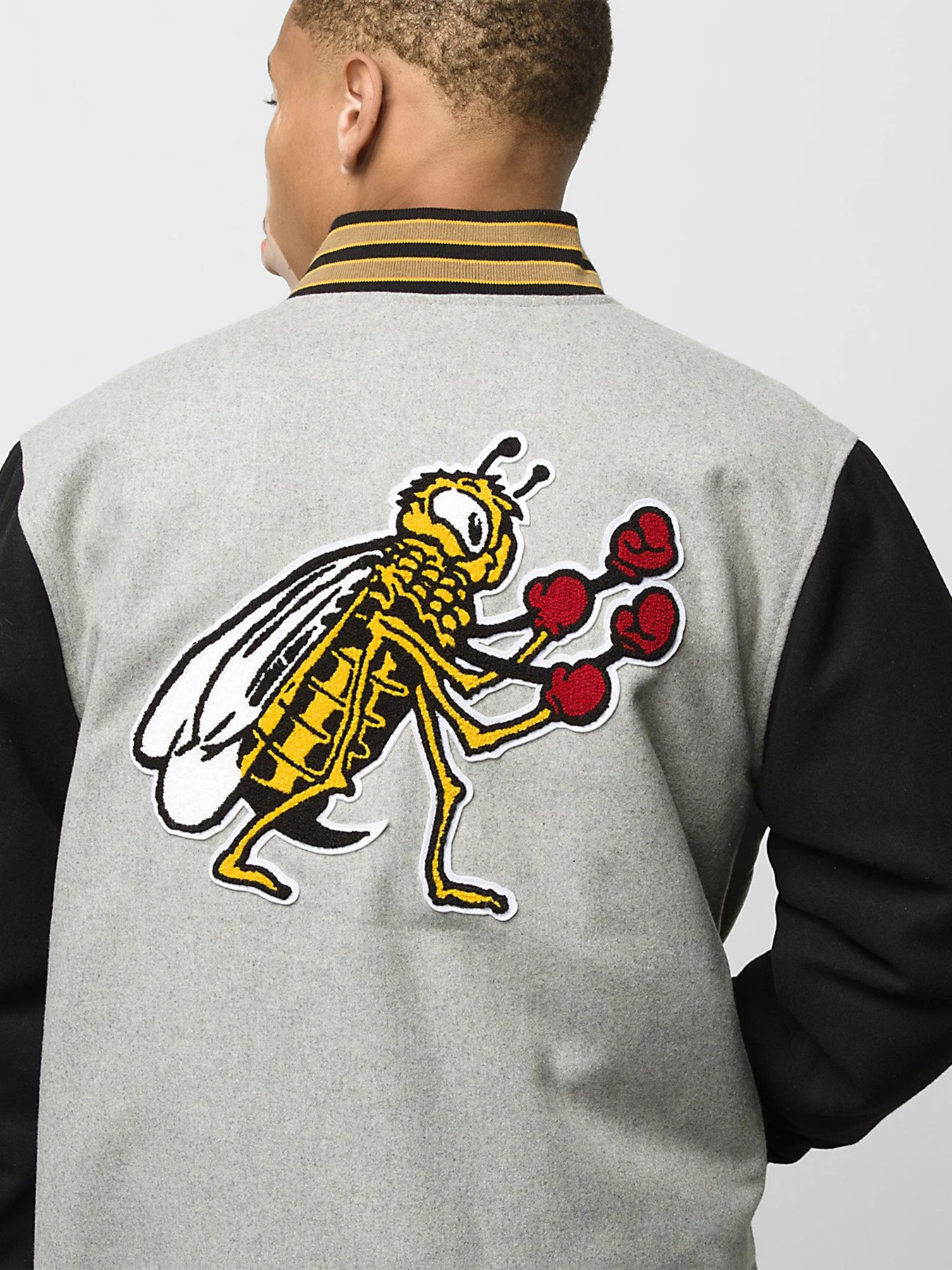 Бомбер Vans Checkerboard Research модель VN0A7S92CHD1 Фото