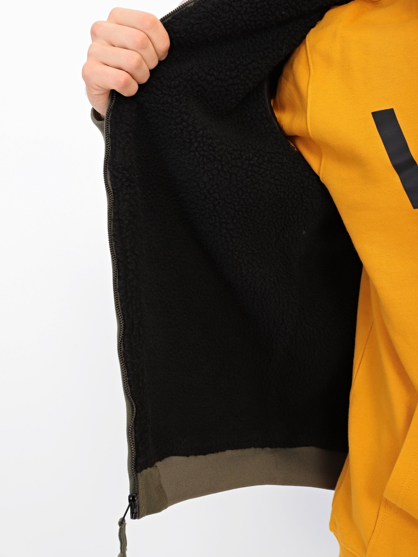 Демісезонна куртка Vans LAKESHORE модель VN0A7S8NKCZ1 Фото