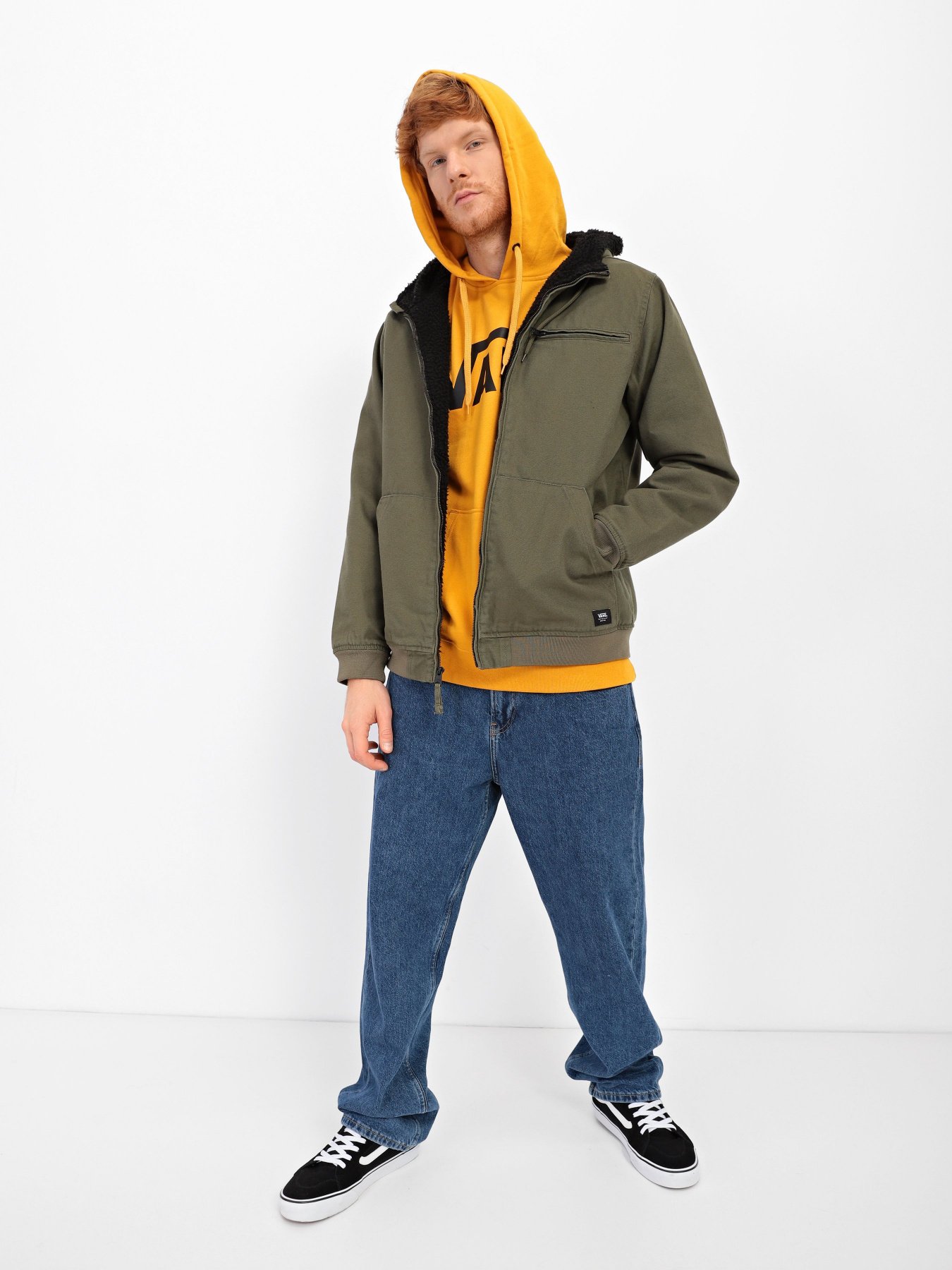 Демисезонная куртка Vans LAKESHORE модель VN0A7S8NKCZ1 Фото