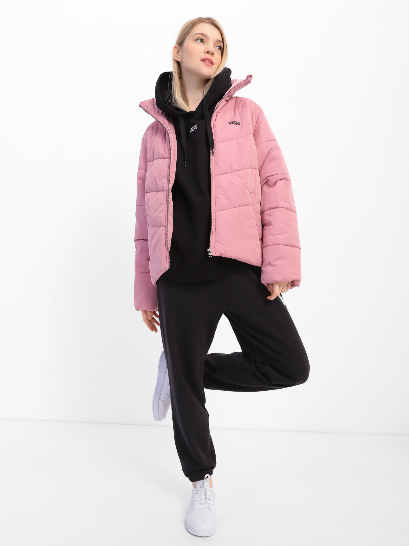 Зимняя куртка Vans Foundry Puffer MTE-2 модель VN0A7YK5BD51 Фото