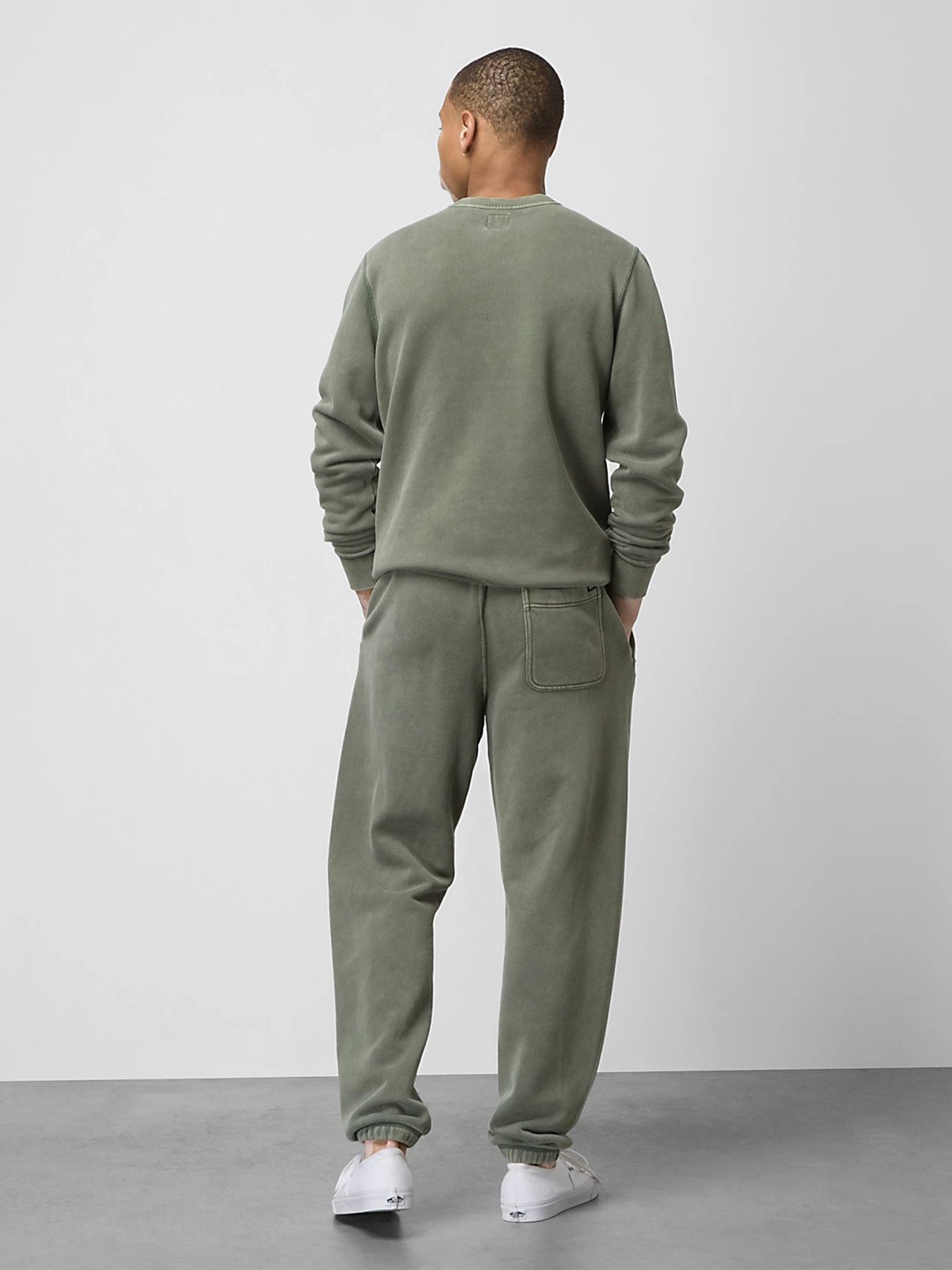 Штаны спортивные Vans ComfyCush Washed модель VN0A7YCEYQW1 Фото