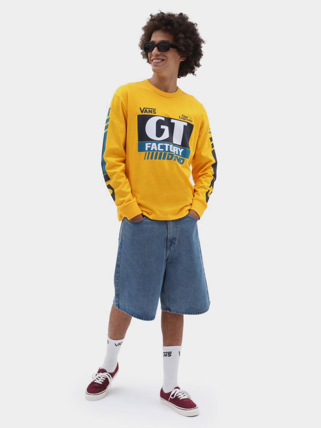 Спортивні шорти Vans Covina модель VN0007XE7W61 Фото